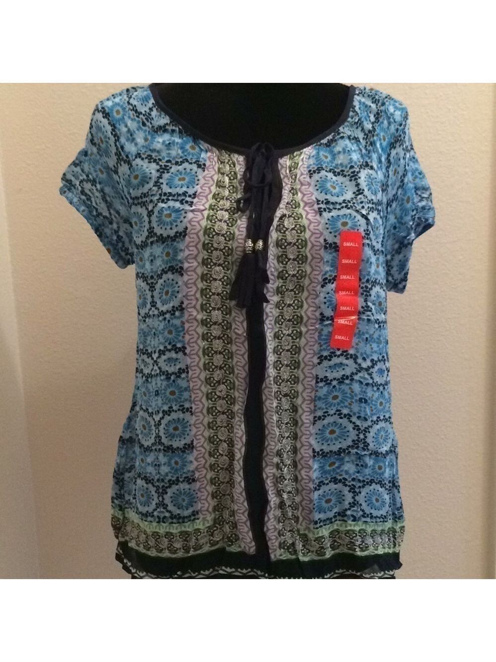 Boho floral print tie front scoop neck short sleeved top